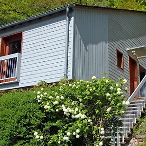 La Maisonnette En Bois Estaing (Aveyron)